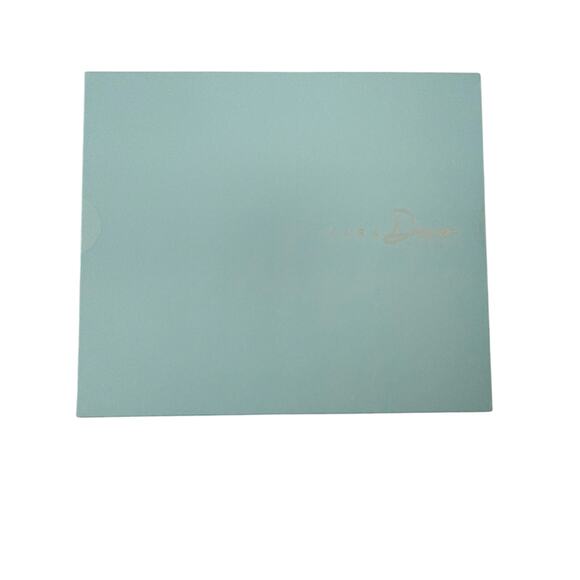 Kara Beauty “Right the Wave” 30-Color Eyeshadow Palette – Blue Ocean Tones – New - Picture 3 of 3